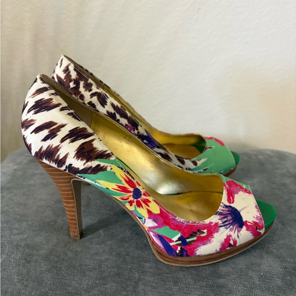 Nine West Multicolor Floral Peep Toe Heels - Picture 2 of 3